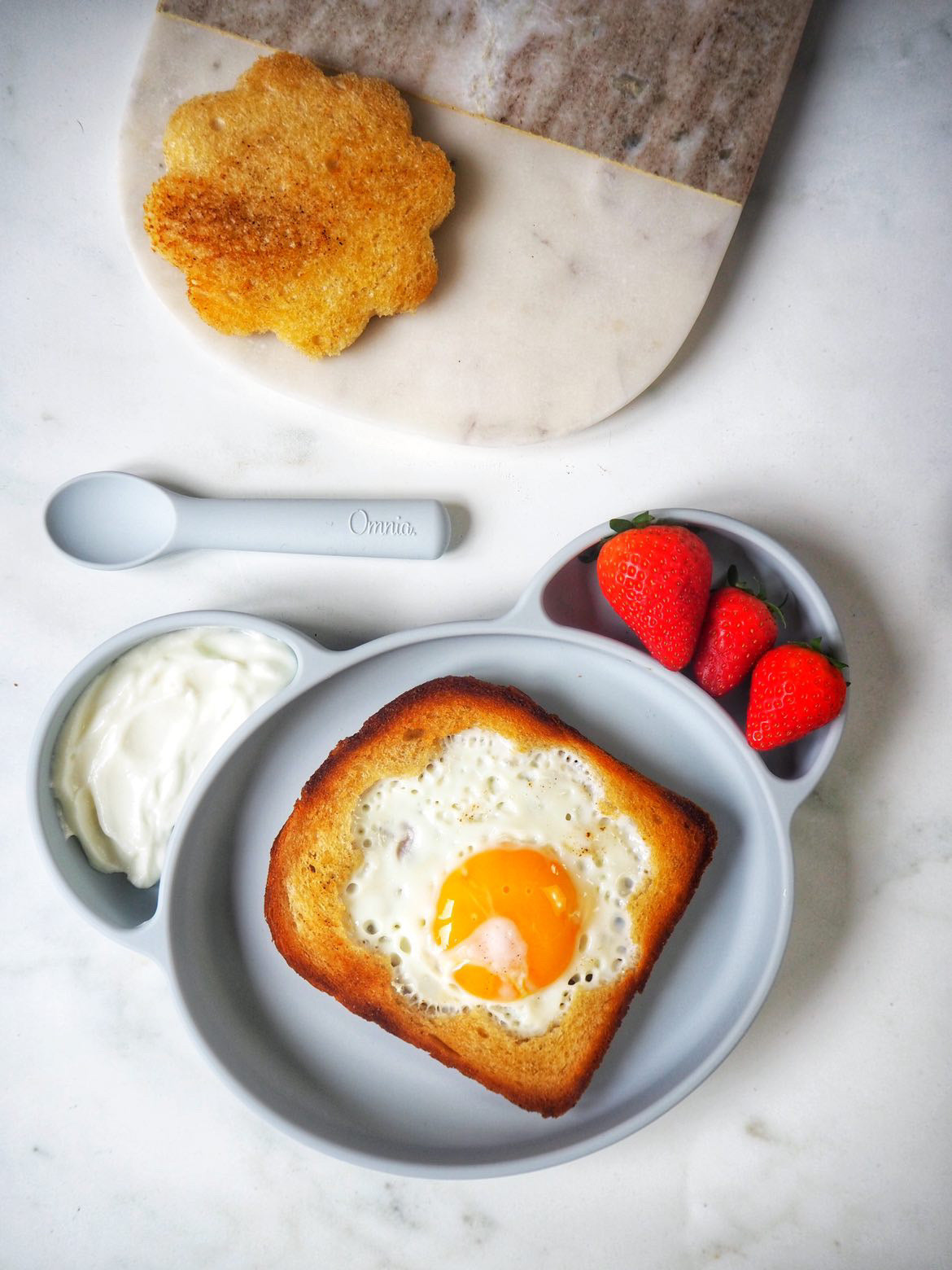 Fried Egg On Toast - Daisies & Pie